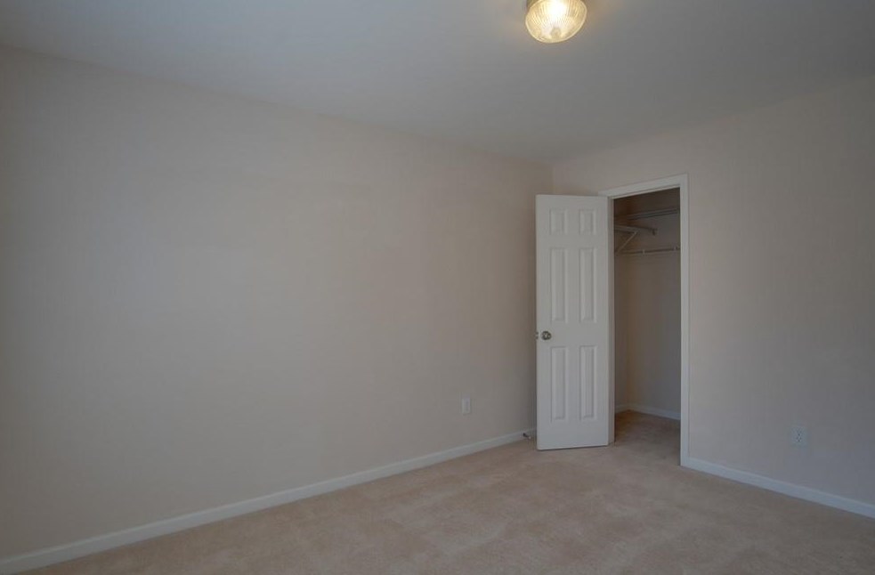 3065 Chadbourne Trl, Alpharetta GA 30004-0730 exterior