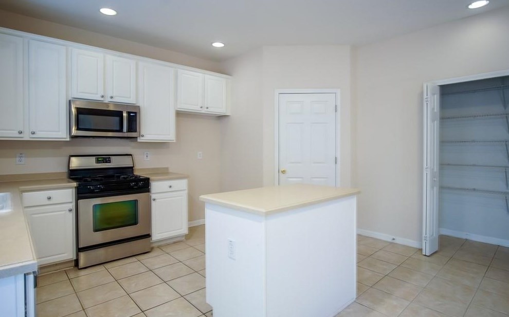 3065 Chadbourne Trl, Alpharetta GA 30004-0730 exterior