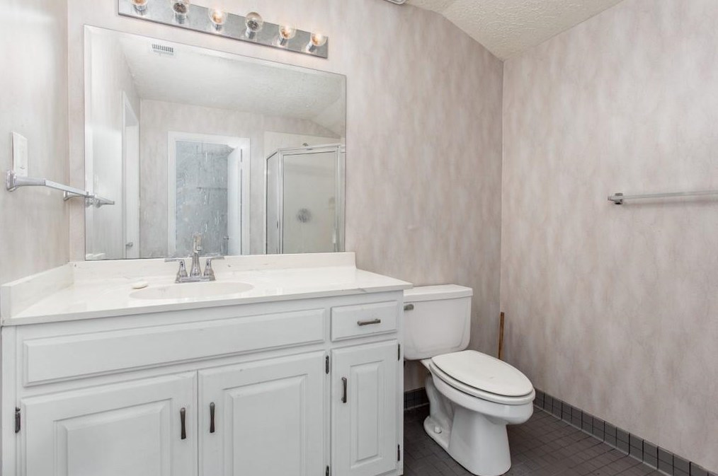 1635 Spruce Valley Dr, Decatur GA  30033-2503 exterior