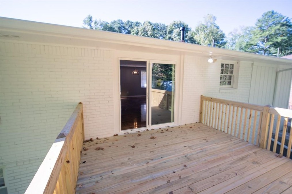 2042 Barberrie Ln, Decatur GA 30032-3918 exterior