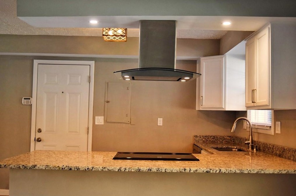 2042 Barberrie Ln, Decatur GA 30032-3918 exterior