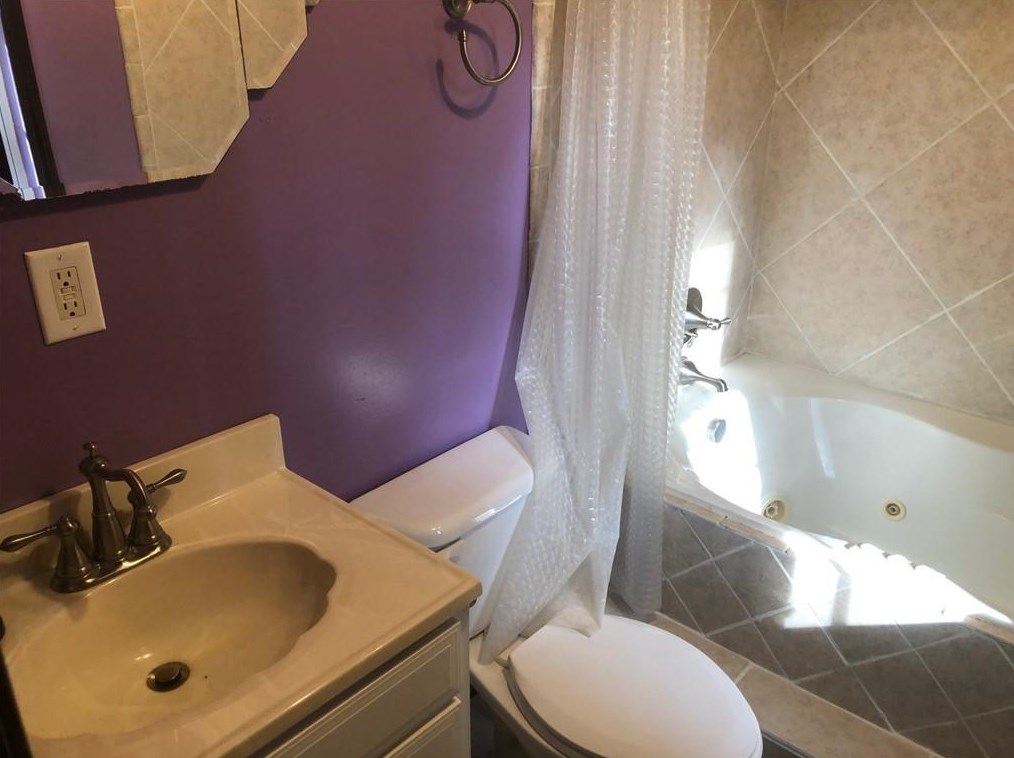 3450 Revere Rd, Atlanta GA  30331-2319 exterior