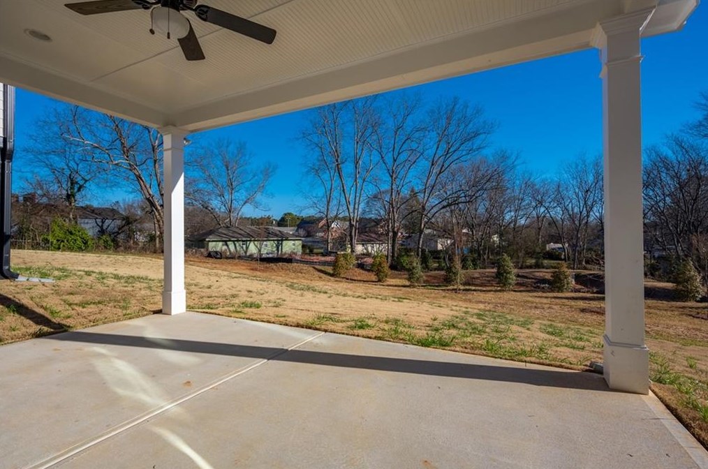 2477 Dixie Ave, Smyrna GA  30080-0021 exterior