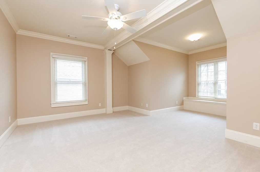 3174 Silver Lk Dr, Atlanta GA 30319-2344 exterior