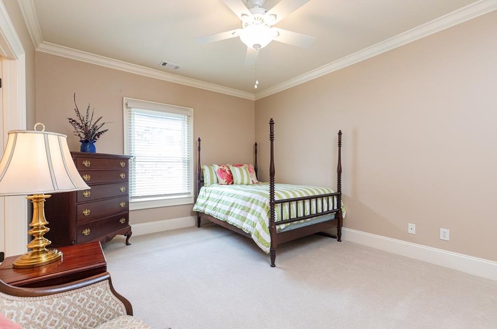 3174 Silver Lk Dr, Atlanta GA 30319-2344 exterior