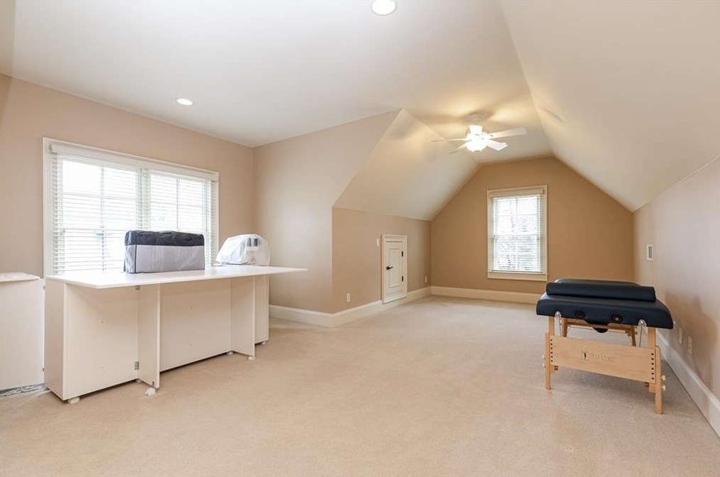 3174 Silver Lk Dr, Atlanta GA 30319-2344 exterior