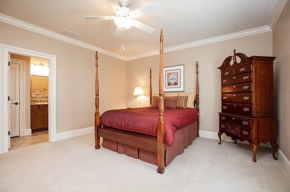 3174 Silver Lk Dr, Atlanta GA 30319-2344 exterior