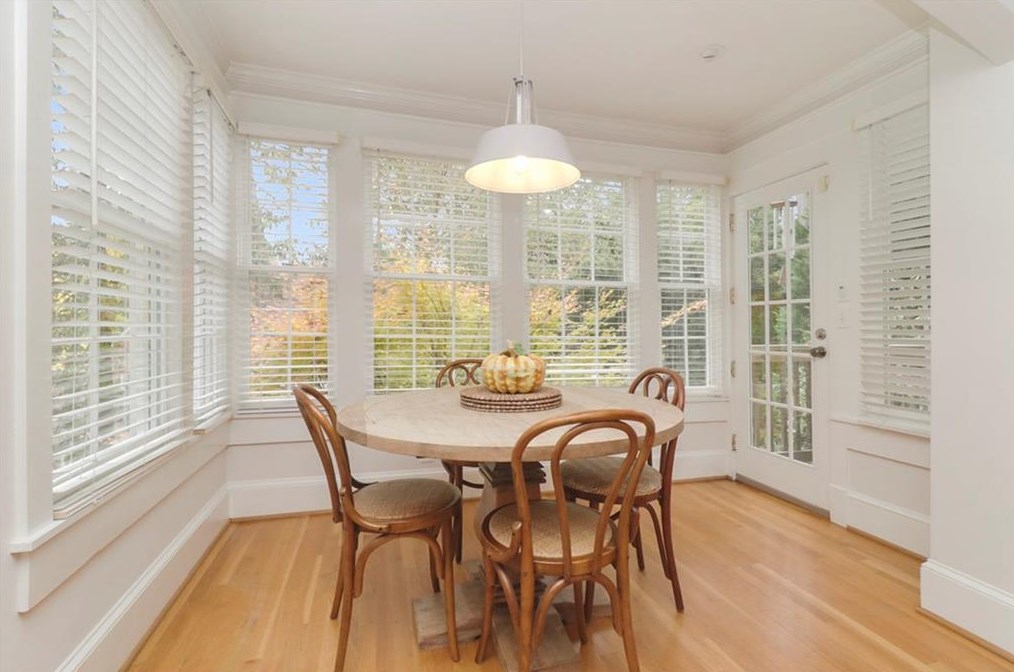 1728 Noble Dr, Atlanta GA 30306-3141 exterior