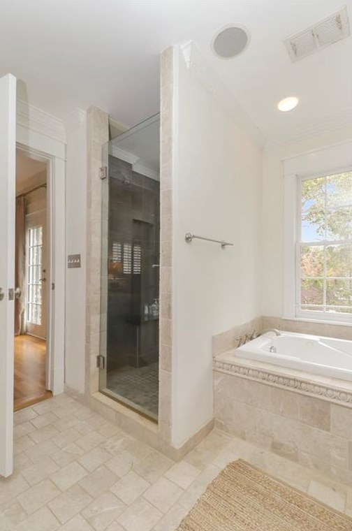 1728 Noble Dr, Atlanta GA 30306-3141 exterior