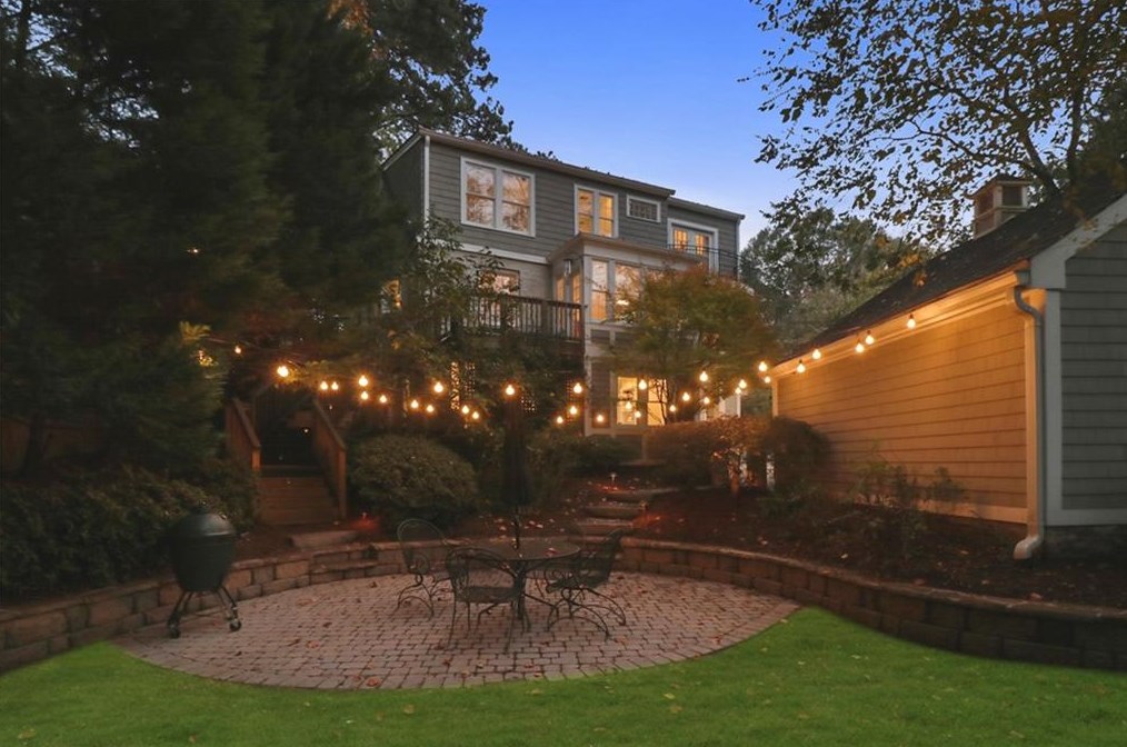 1728 Noble Dr, Atlanta GA 30306-3141 exterior