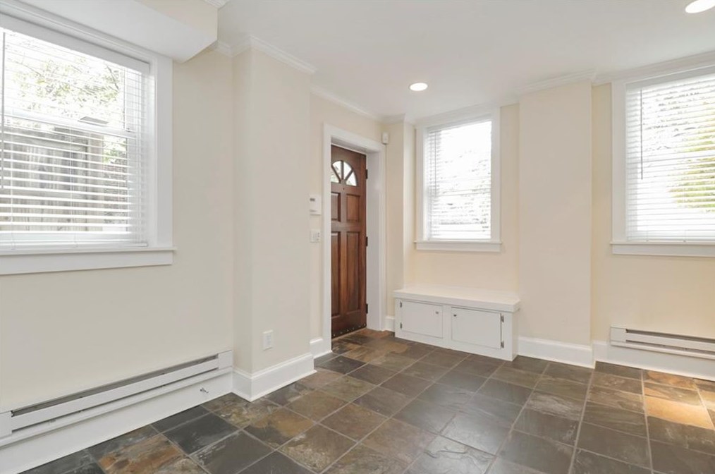 1728 Noble Dr, Atlanta GA 30306-3141 exterior