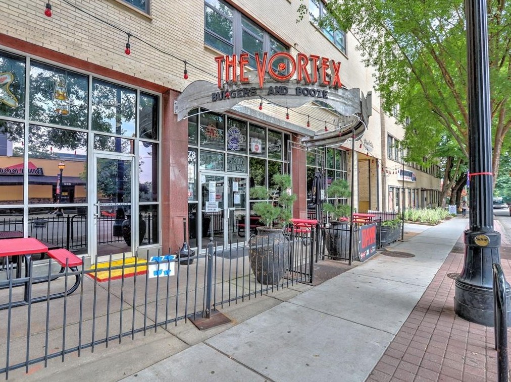 878 Peachtree St, Atlanta GA  30309-4419 exterior