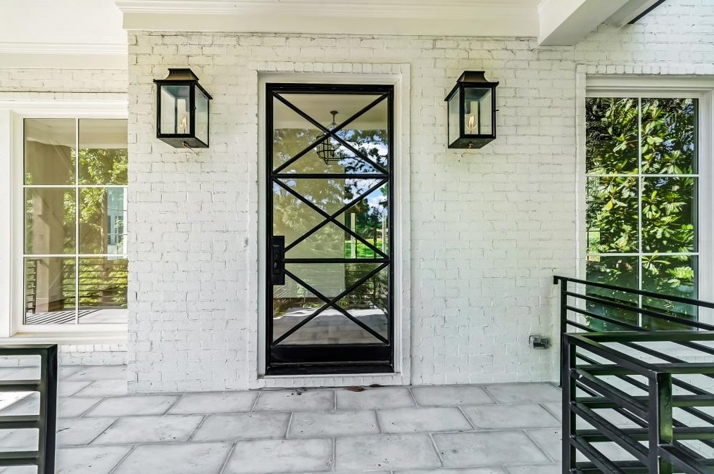 1783 Noble Dr, Atlanta GA 30306-3140 exterior