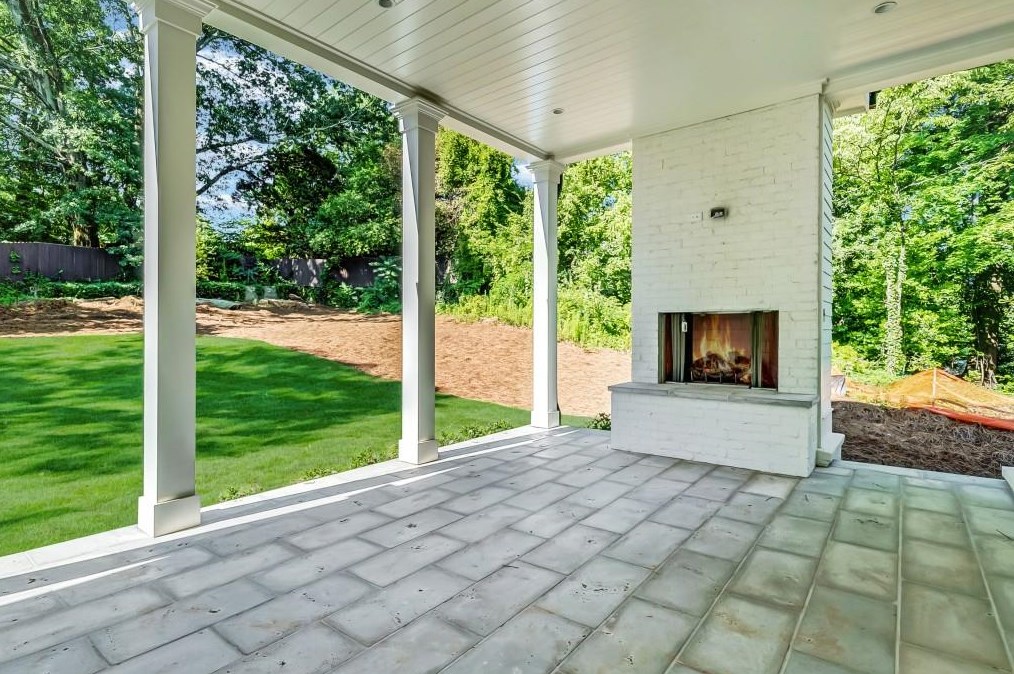 1783 Noble Dr, Atlanta GA 30306-3140 exterior