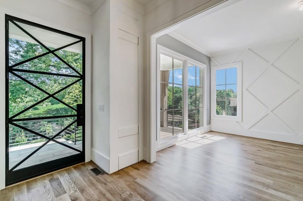 1783 Noble Dr, Atlanta GA 30306-3140 exterior