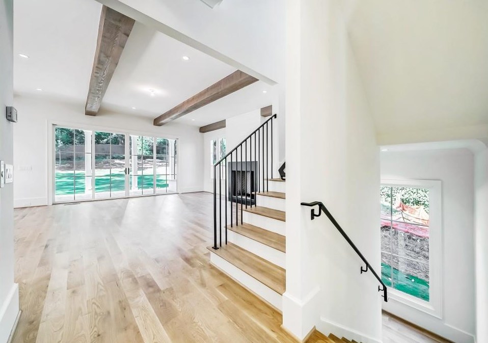 1783 Noble Dr, Atlanta GA 30306-3140 exterior