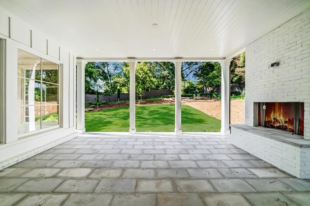 1783 Noble Dr, Atlanta GA 30306-3140 exterior