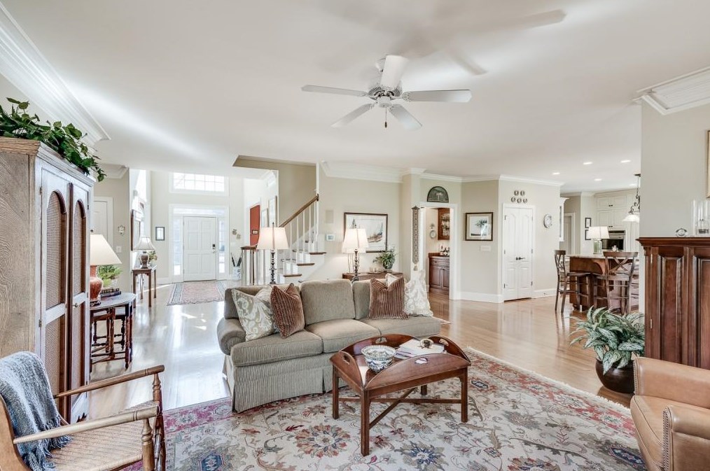 2478 Oakleigh Ct, Atlanta GA  30329 exterior