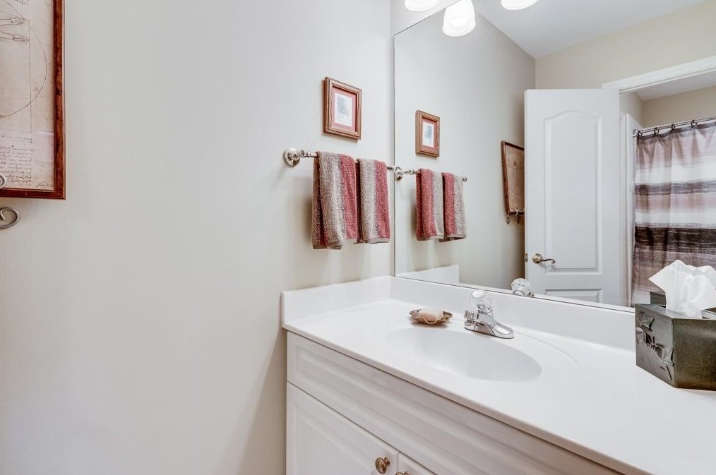 2478 Oakleigh Ct, Atlanta GA  30329 exterior