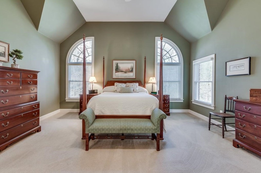 2478 Oakleigh Ct, Atlanta GA  30329 exterior