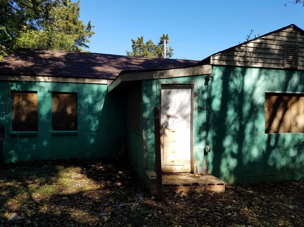 296 Thornton St, Atlanta GA  30315-3735 exterior