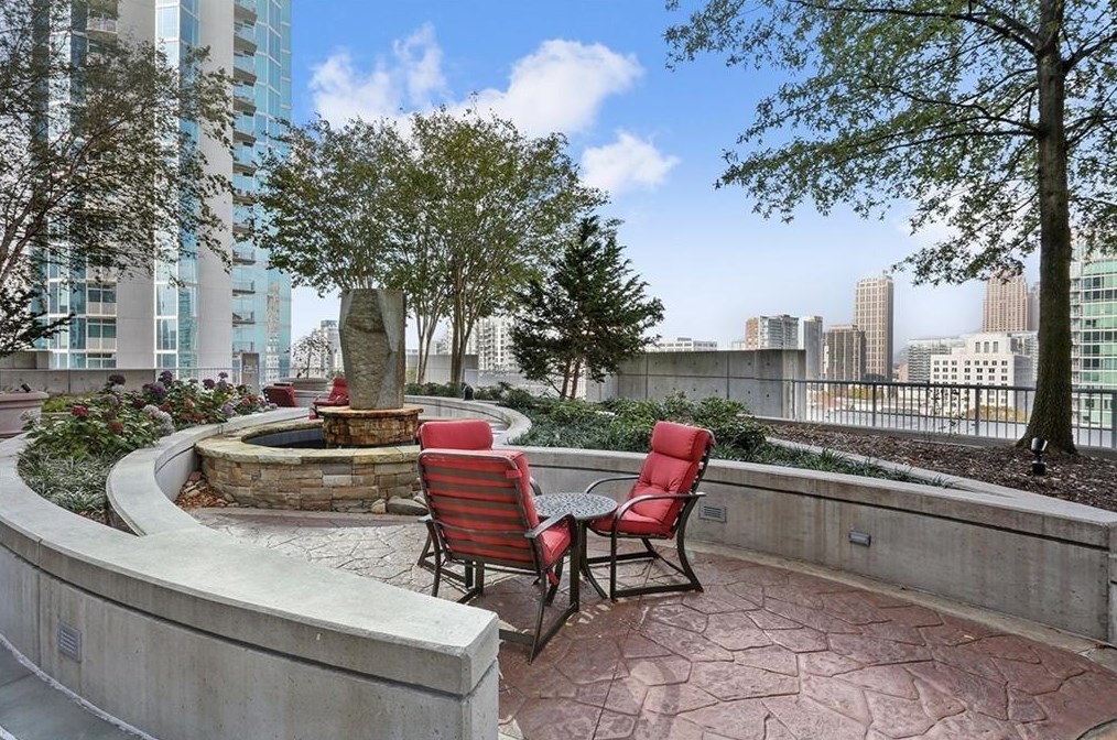 855 Peachtree St, Atlanta GA  30308-1218 exterior