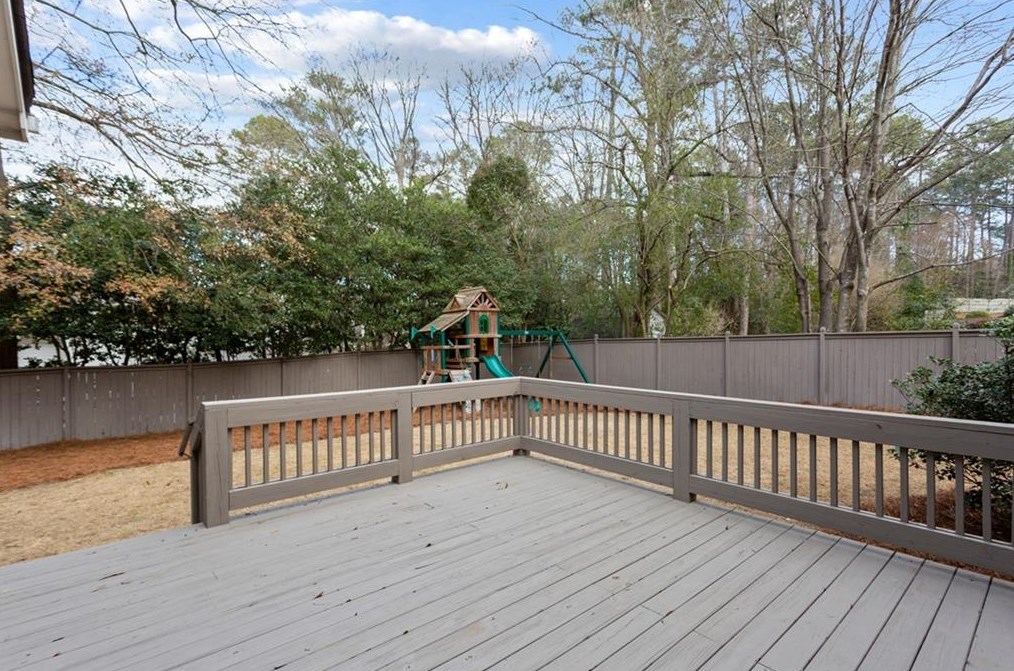 2610 Weigelia Rd, Atlanta GA  30345-3969 exterior