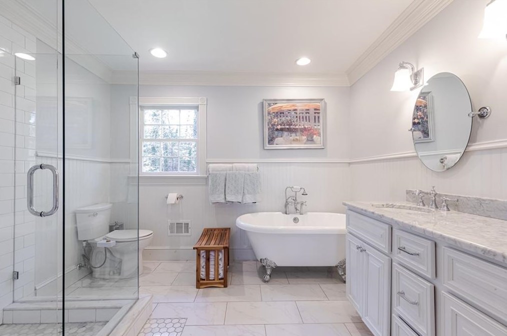 7670 Ryefield Dr, Atlanta GA  30350-5534 exterior