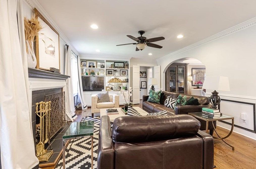7670 Ryefield Dr, Atlanta GA  30350-5534 exterior
