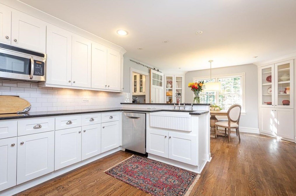 7670 Ryefield Dr, Atlanta GA  30350-5534 exterior