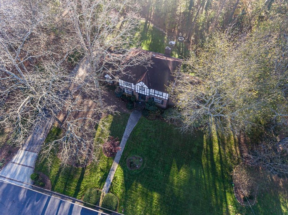 7670 Ryefield Dr, Atlanta GA  30350-5534 exterior