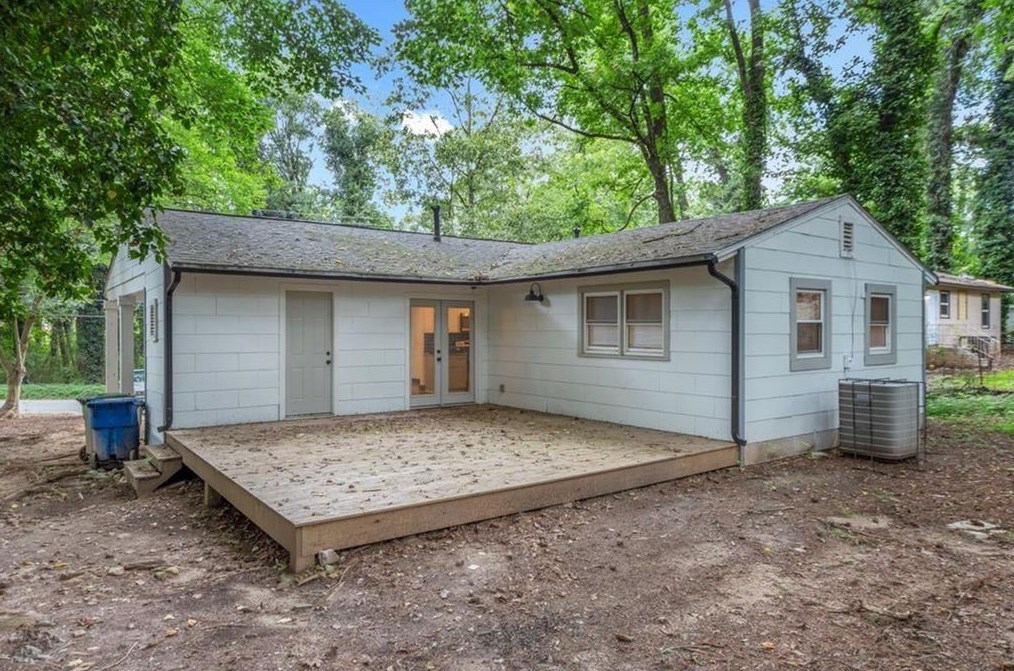 3060 Waters Rd, Atlanta GA  30354-2367 exterior