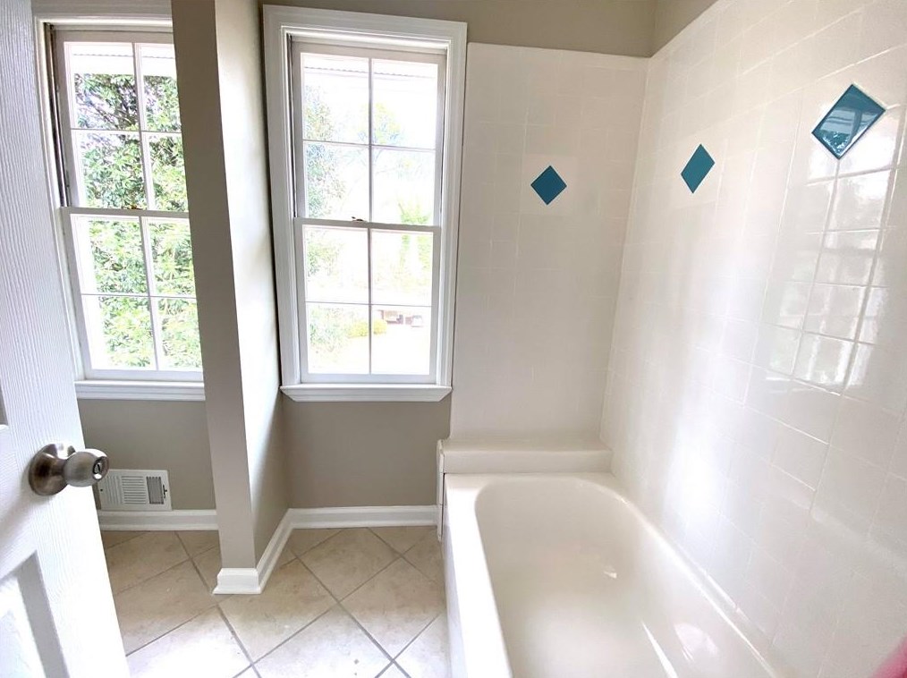 2525 Wilson Woods Dr, Decatur GA  30033-3738 exterior