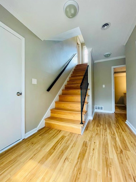 2525 Wilson Woods Dr, Decatur GA  30033-3738 exterior