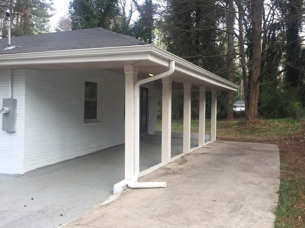 2217 Lilac Ln, Decatur GA  30032-5241 exterior