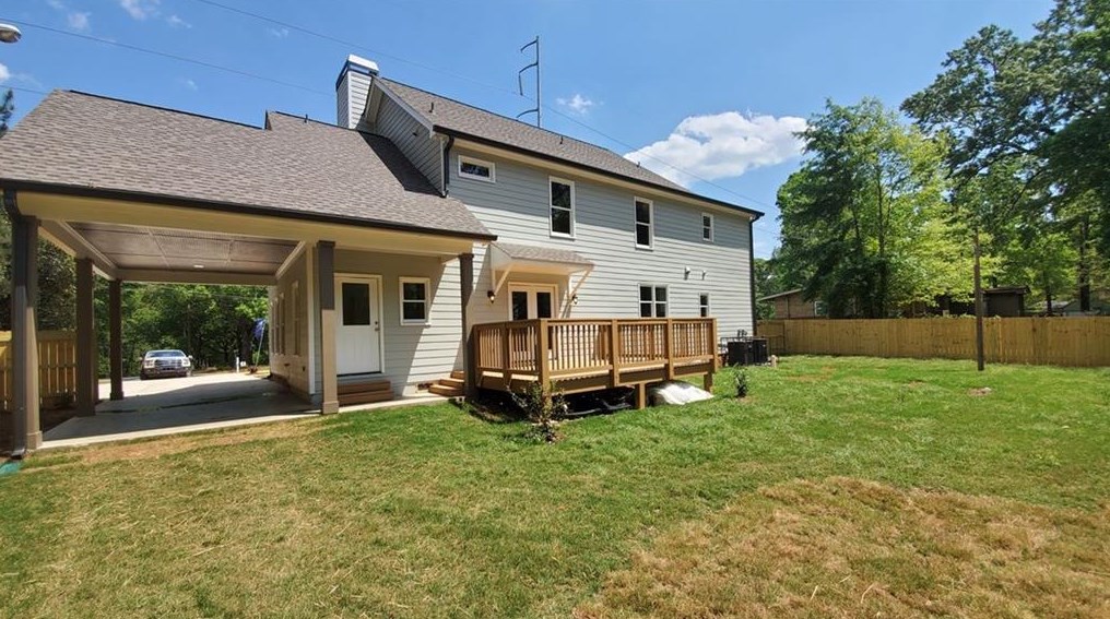 1907 Austin Dr, Decatur GA  30032-5120 exterior