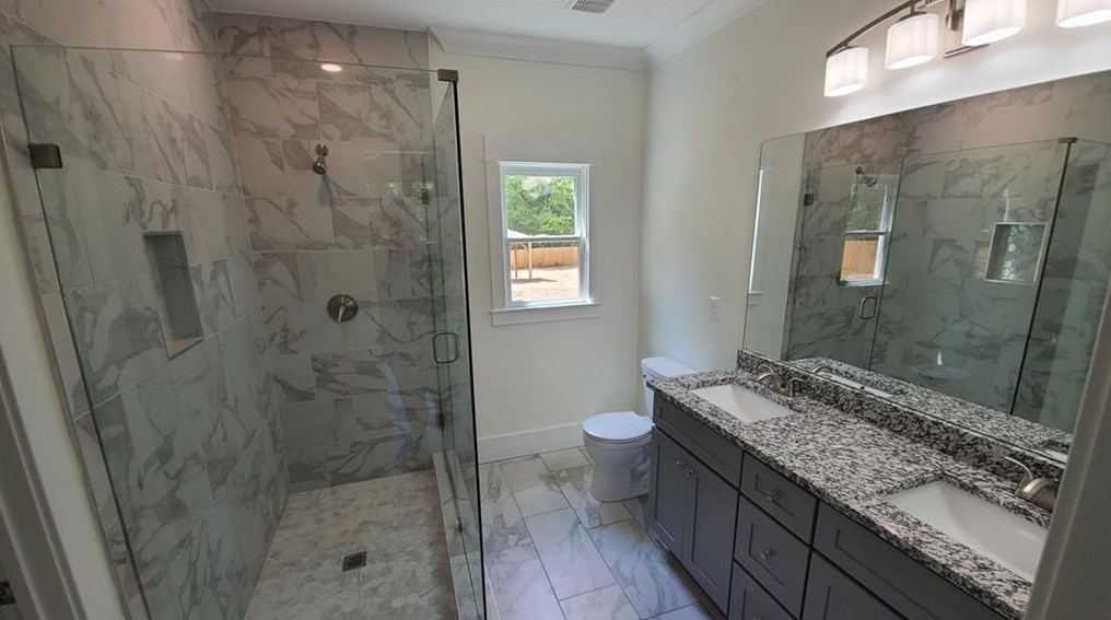 1907 Austin Dr, Decatur GA  30032-5120 exterior