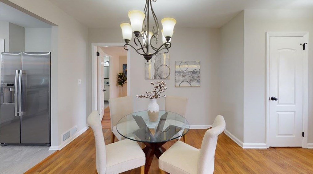 1530 Woodland Cir, Atlanta GA  30316-3160 exterior