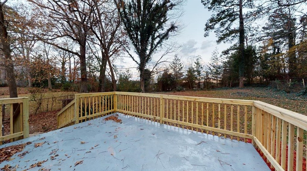 1530 Woodland Cir, Atlanta GA  30316-3160 exterior