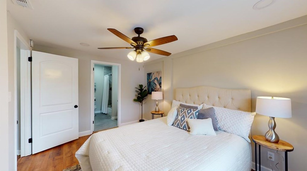 1530 Woodland Cir, Atlanta GA  30316-3160 exterior