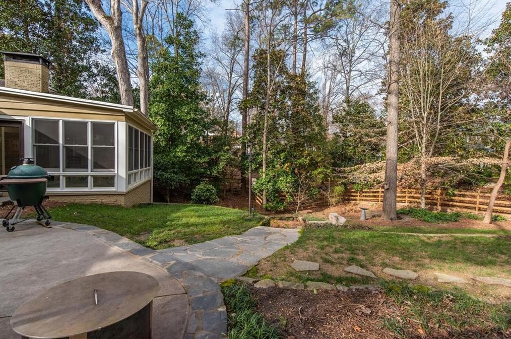 1120 Winding Crk Trl, Atlanta GA  30328-2843 exterior