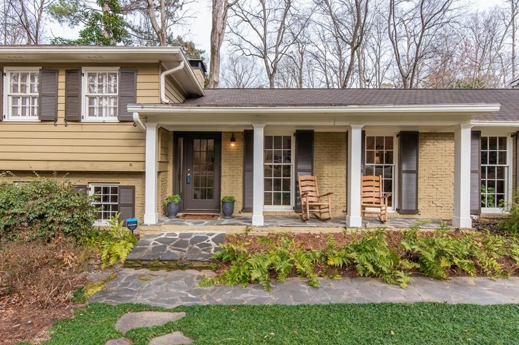 1120 Winding Crk Trl, Atlanta GA  30328-2843 exterior