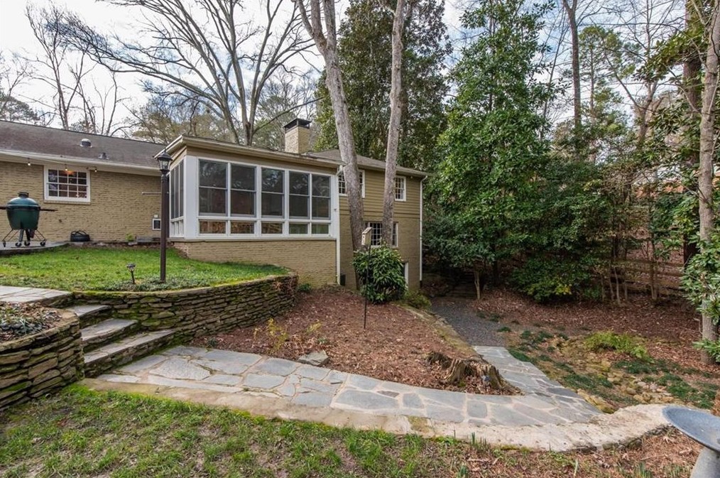 1120 Winding Crk Trl, Atlanta GA  30328-2843 exterior