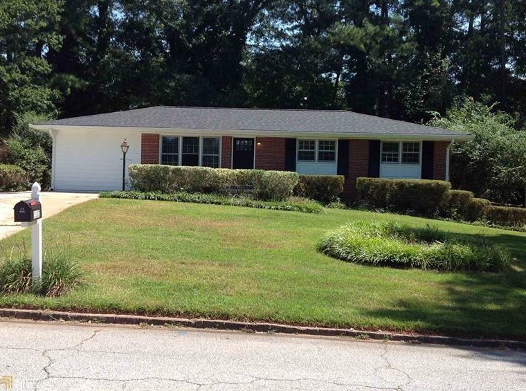 1112 Dove Valley Rd, Decatur GA  30032-2322 exterior