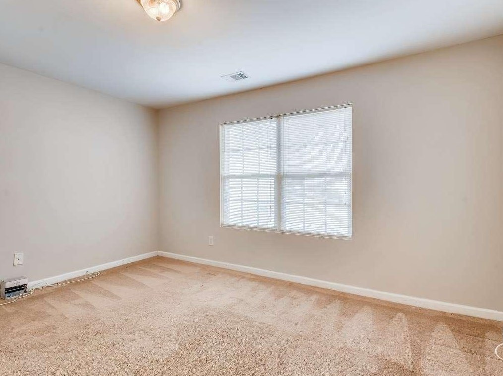 5095 Upper Elm St, Atlanta GA  30349-1686 exterior