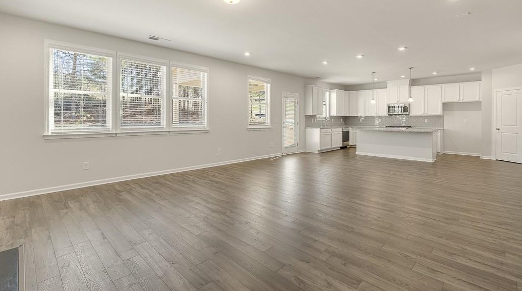 44 Hollie Ln, Dallas GA  30132-0559 exterior