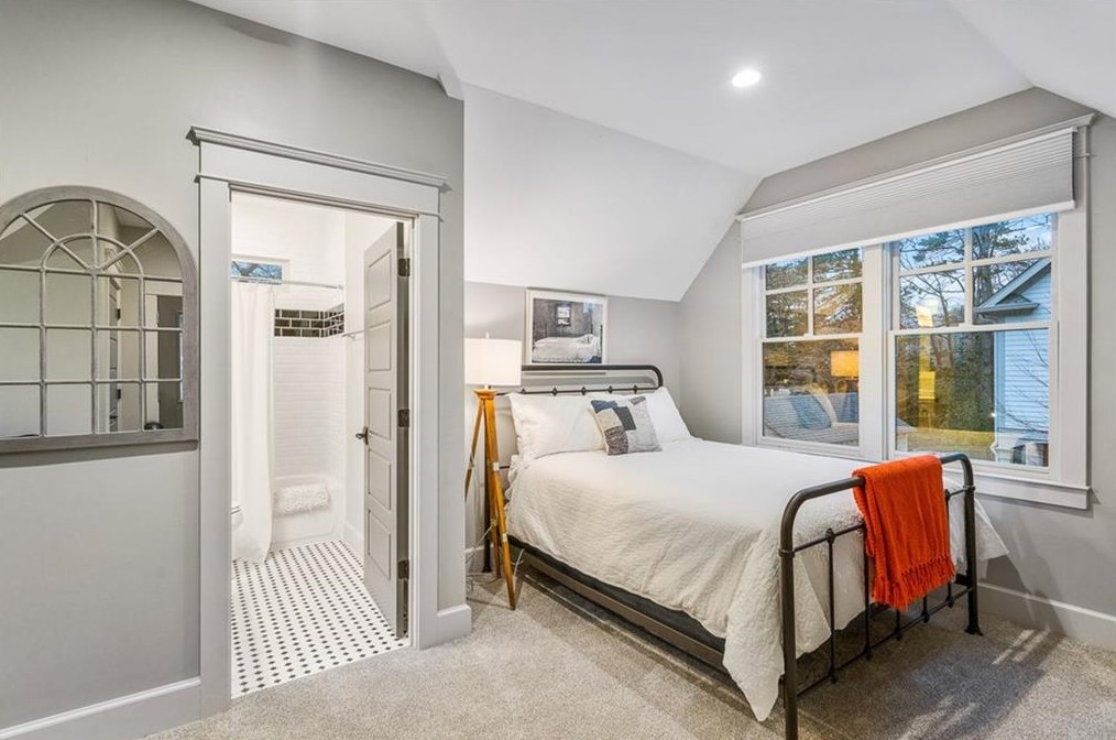 352 Lamont Dr, Decatur GA 30030-2337 exterior