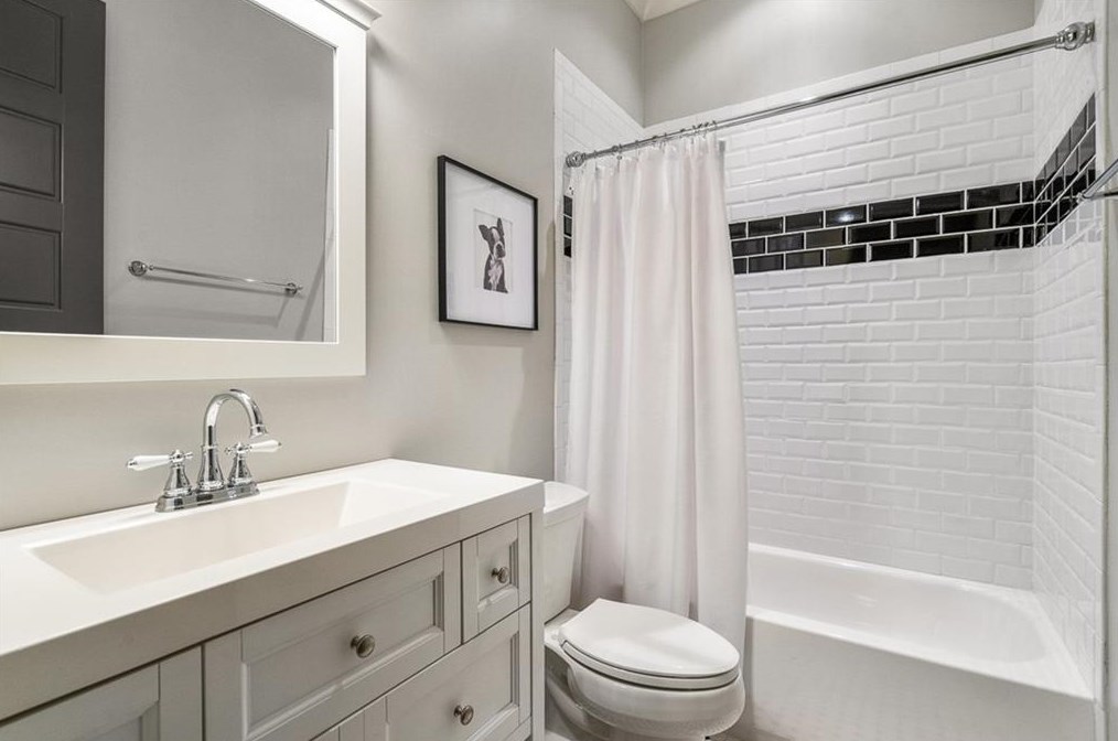 352 Lamont Dr, Decatur GA 30030-2337 exterior