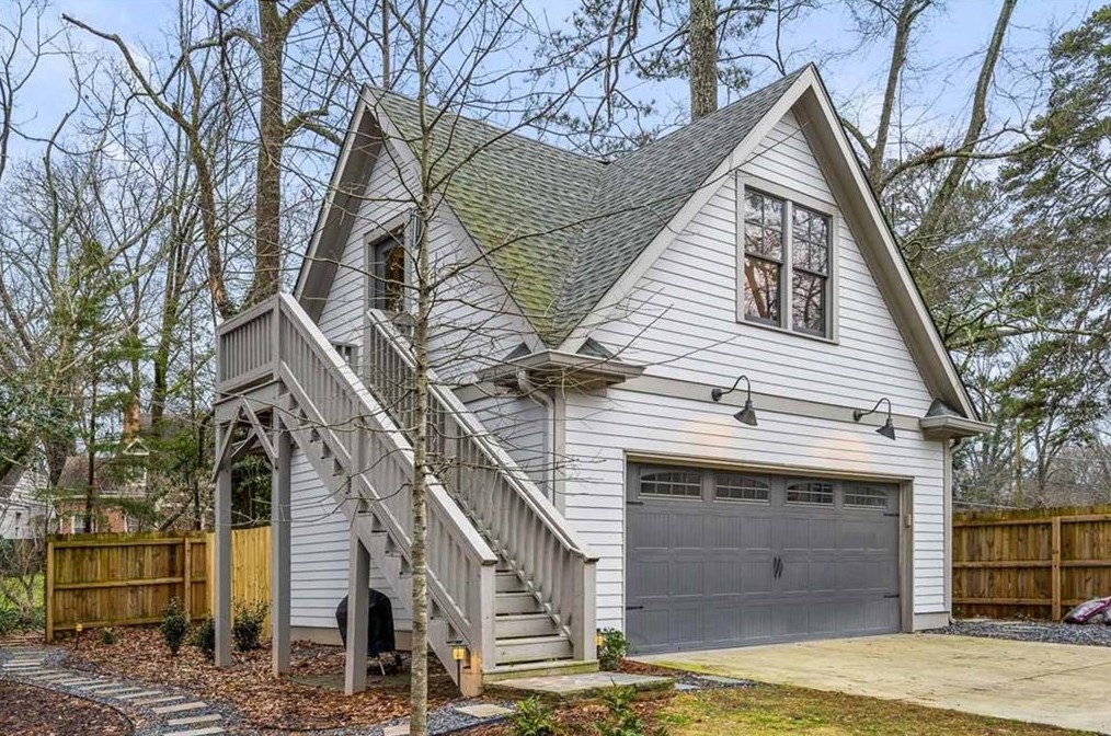 352 Lamont Dr, Decatur GA 30030-2337 exterior