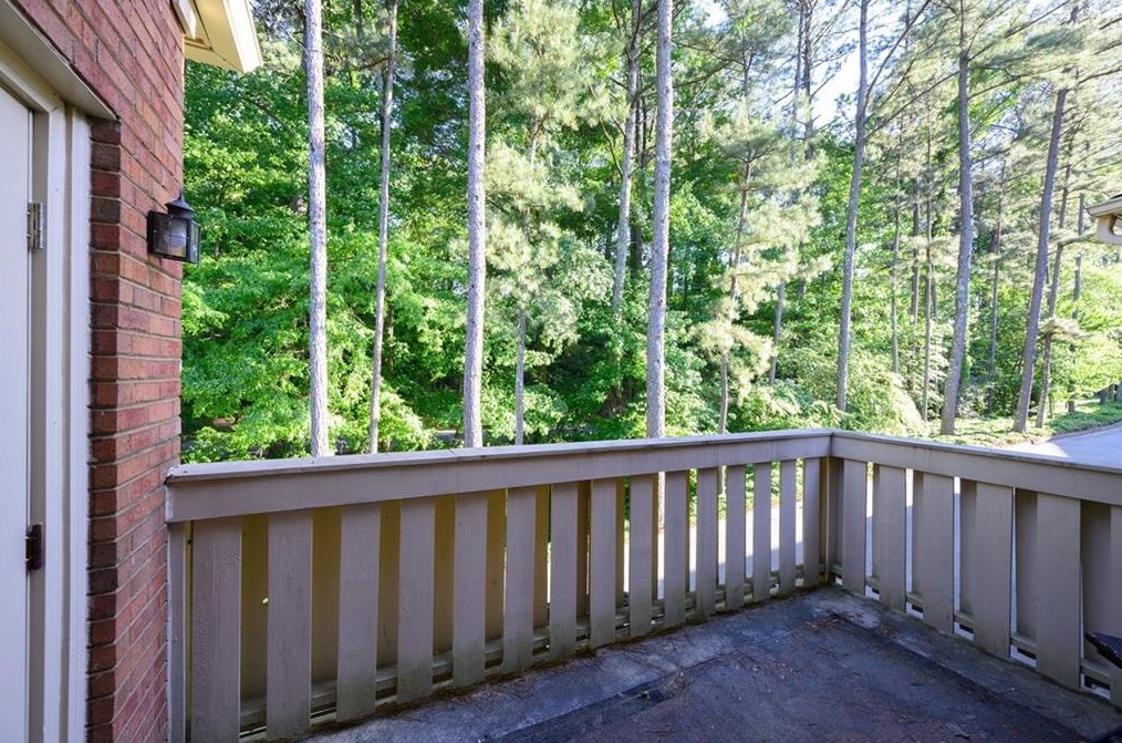 3114 Vinings Rdg Dr, Atlanta GA 30339-3770 exterior